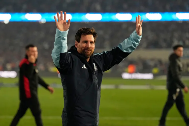 Messi caps Argentina farewell